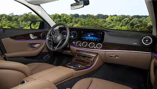 Nội Thất Mercedes-Benz E 200 Exclusive
